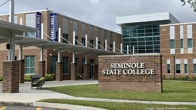 Scholars complete dual enrollment classes to earn college credit through Seminole State College.