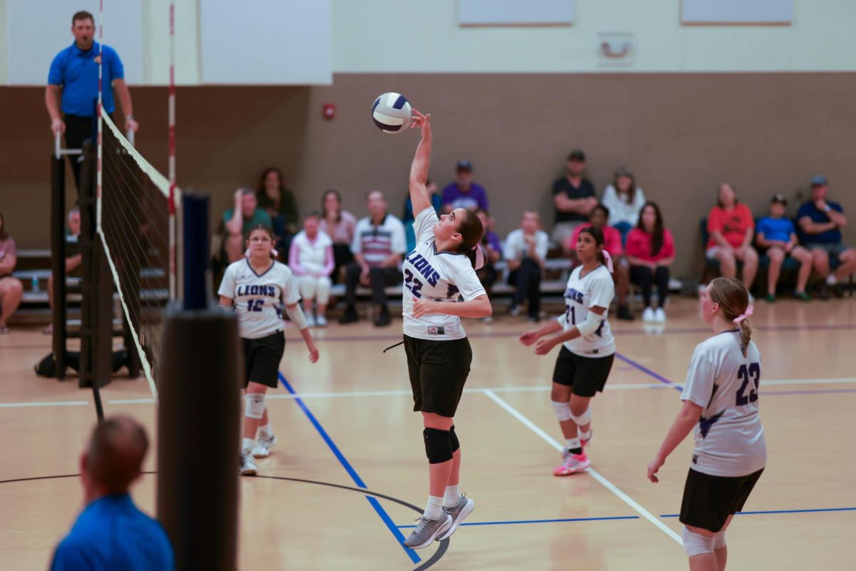 Lions Sweep Final Home Game in Memorable Three-Set Win