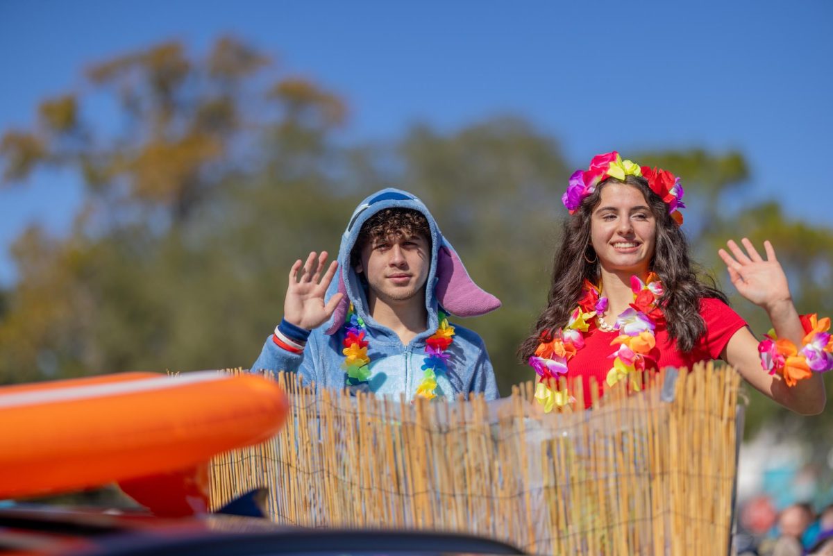 Zadiel Vientos and Gianna Dottore in the homecoming parade. 